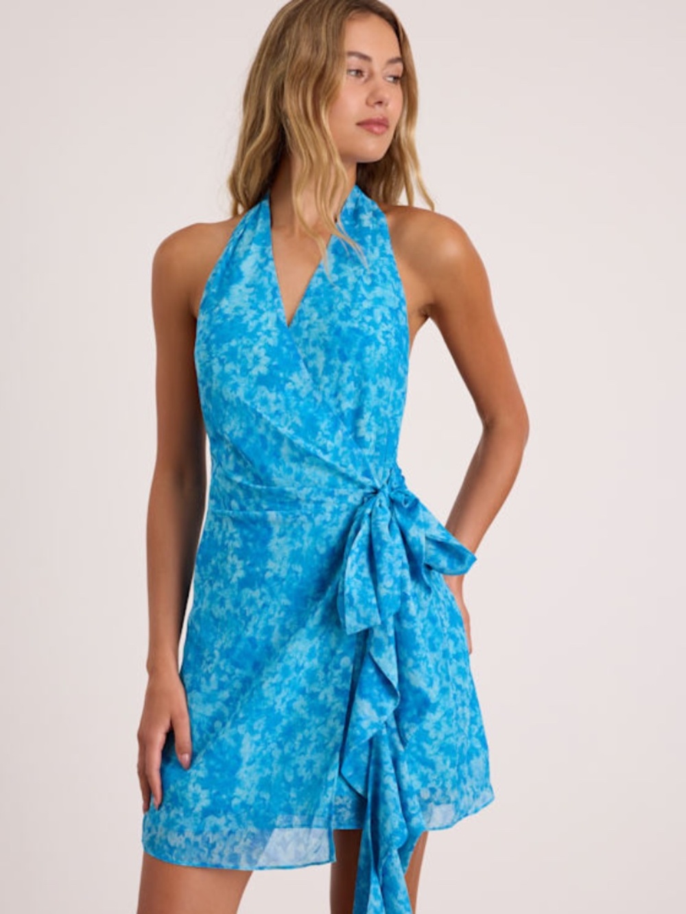Lulus Felicita Blue Floral Halter Wrap Mini Dress - Size M